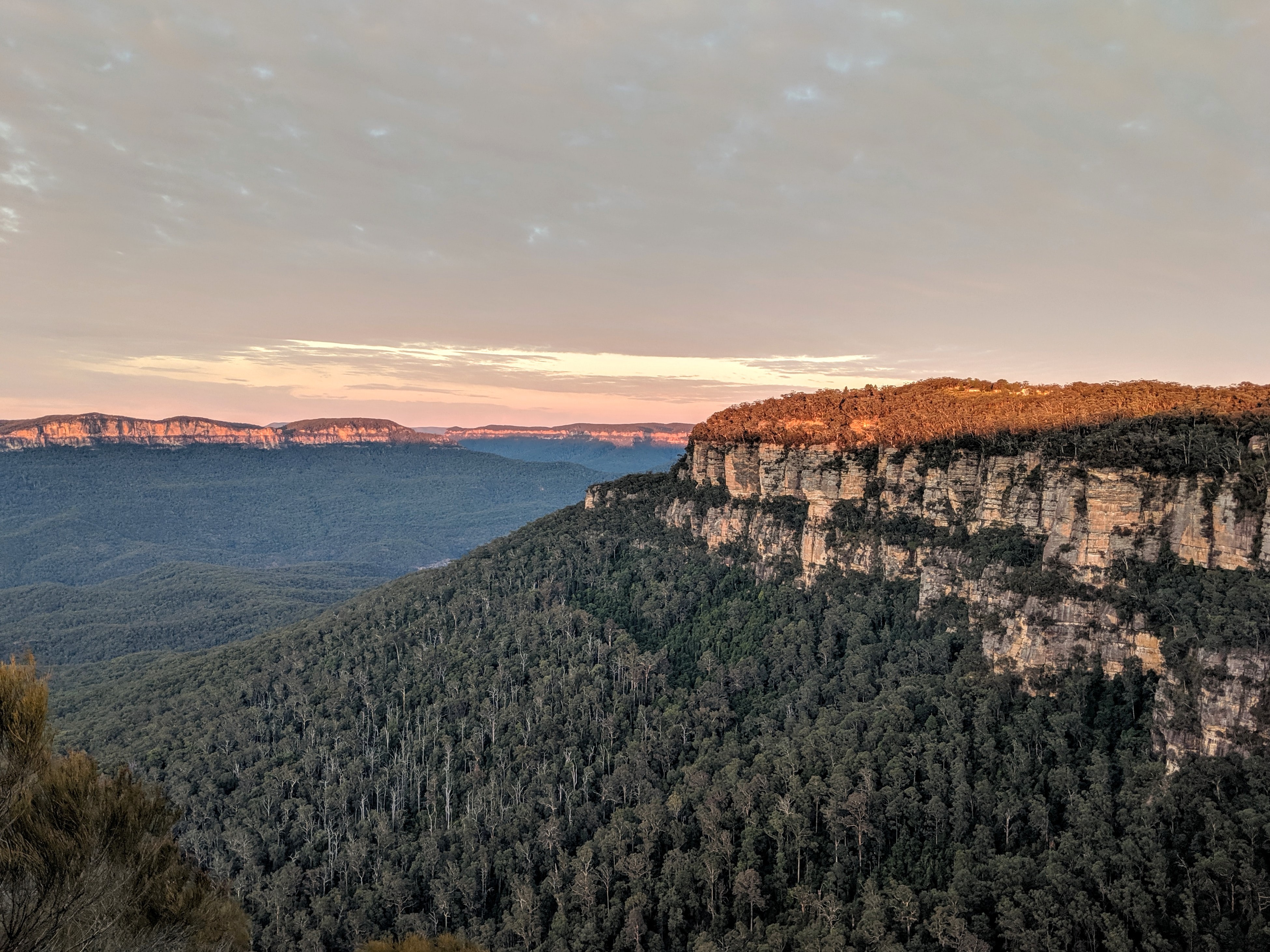 Image blog - Explore Lithgow: Uncover Natural Wonders and Historic Charm with Search and Stay