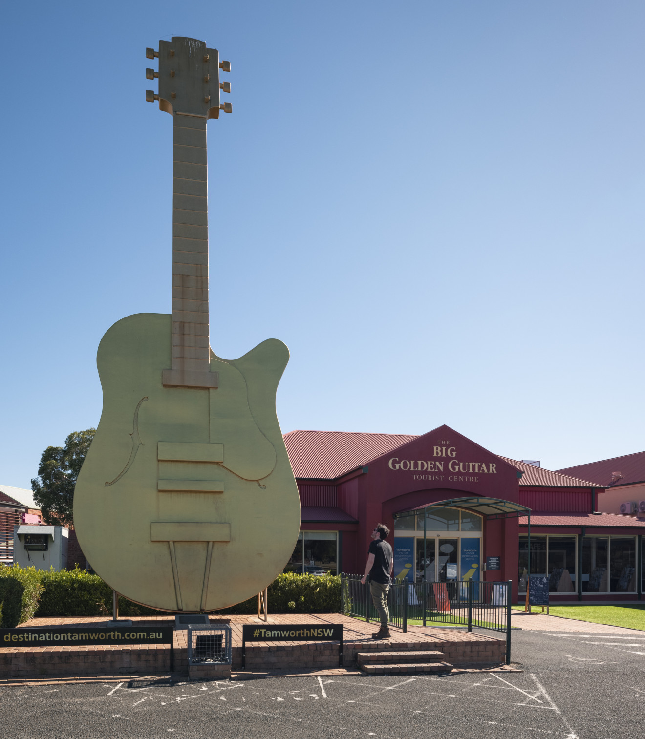 Image blog Tamworth: Country Music Capital and Beyond – Stay in Style with Search and Stay