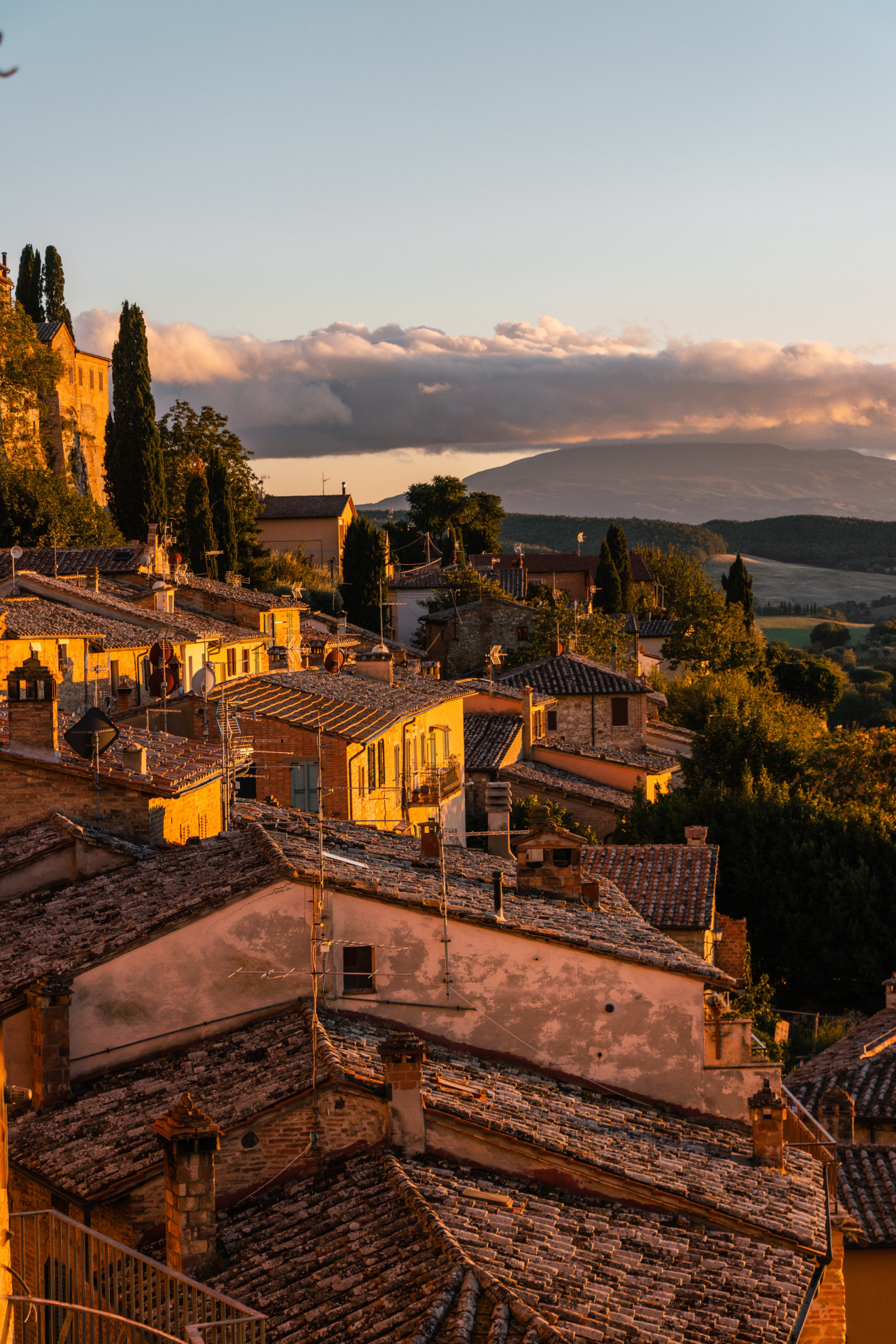 Image blog Italy's lesser-known, charming destinations that offer unique and authentic experiences.