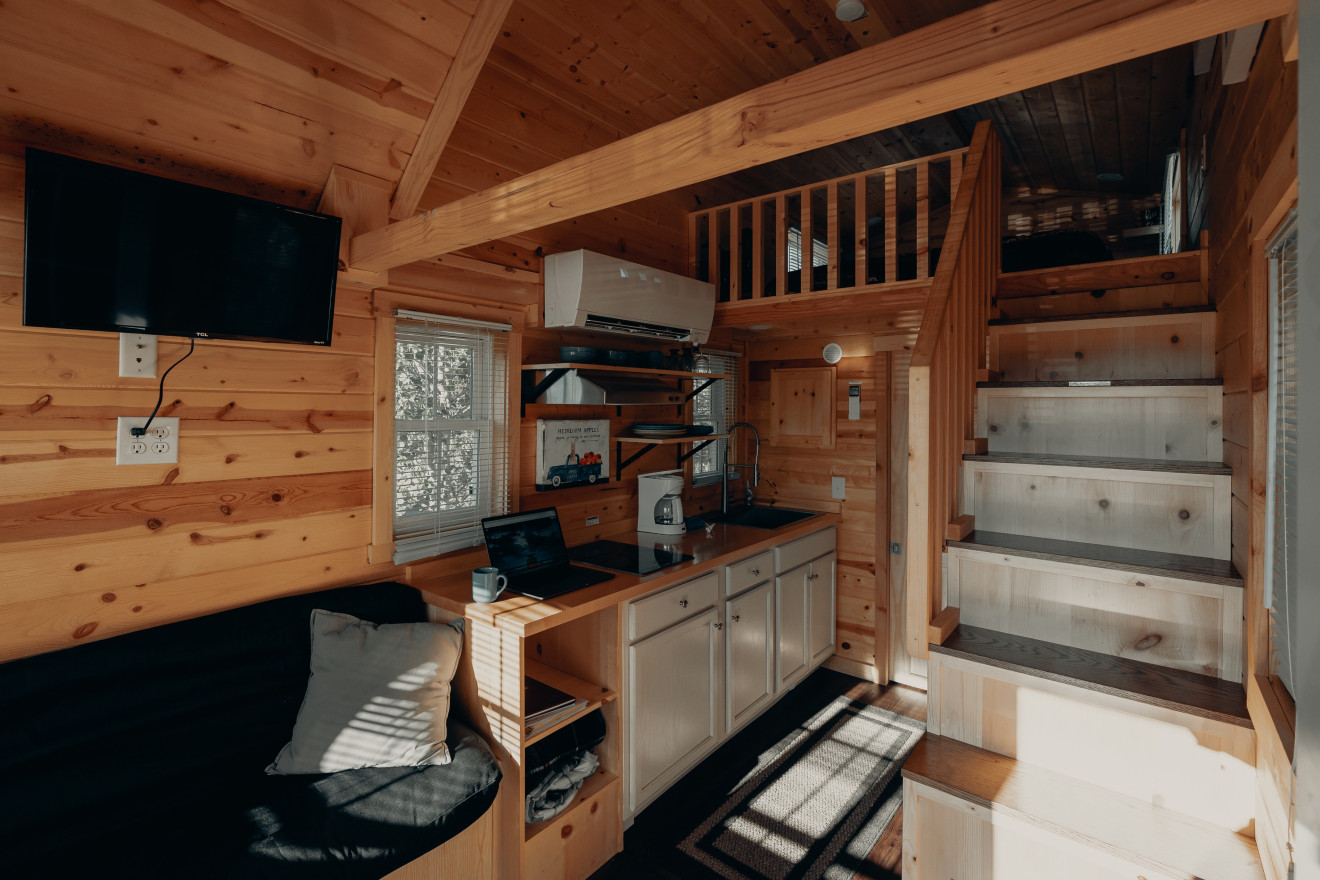 Image blog Search and Stay: Top 5 Space Saving Furniture Ideas for your Holiday Rental