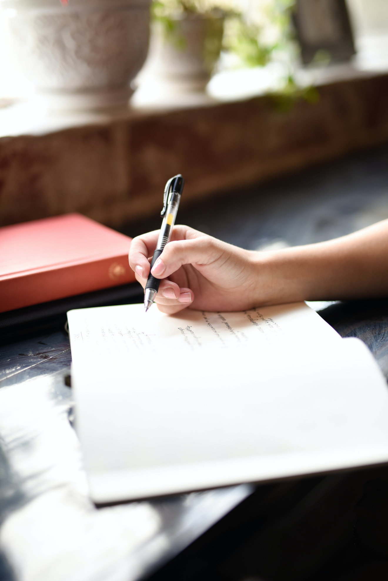 Image blog - How to write a compelling Holiday rental description for your Search and Stay Listing