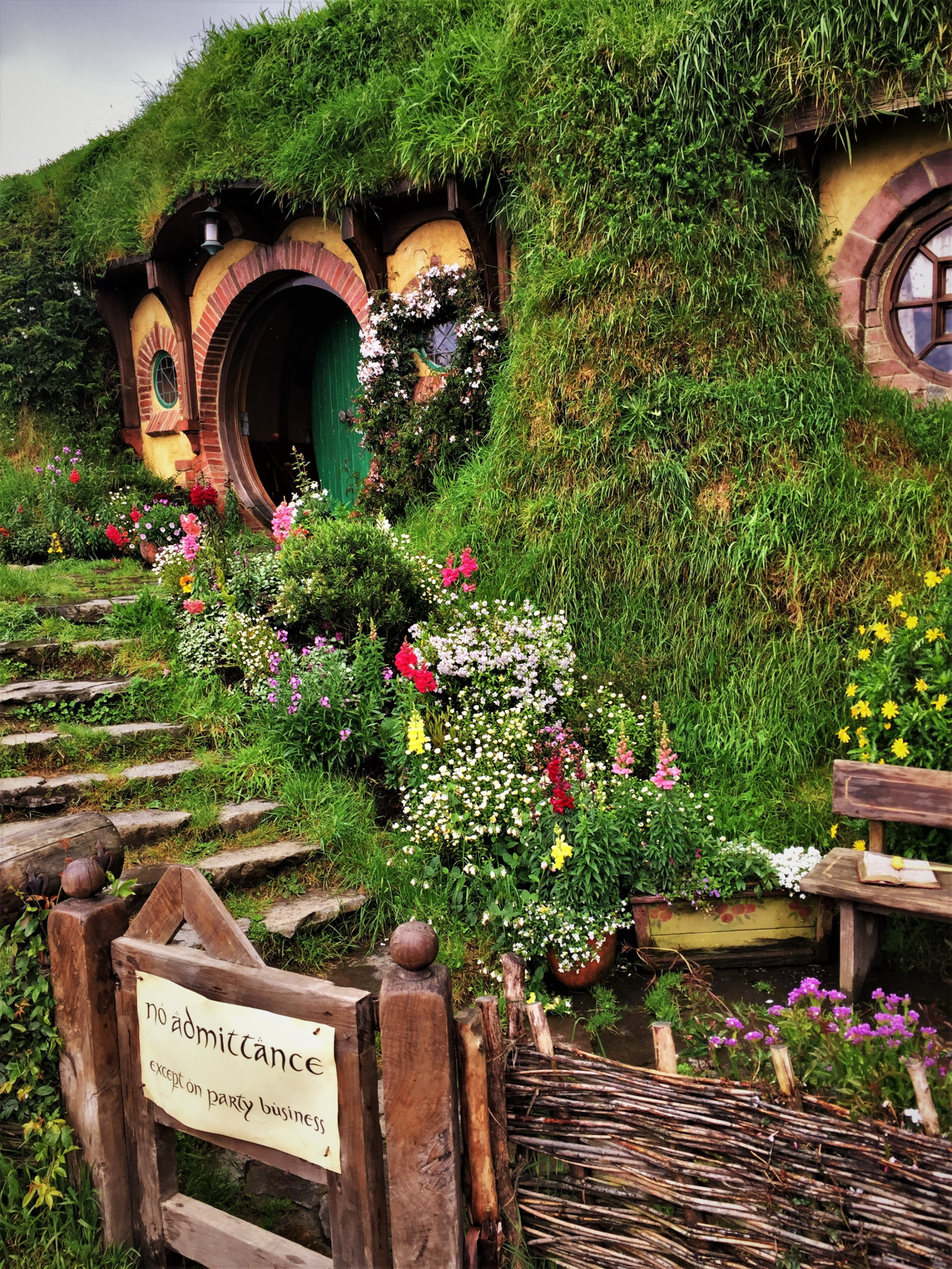 Image blog New Zealand's Waikato region - Middle-earth, nature, history & surf.