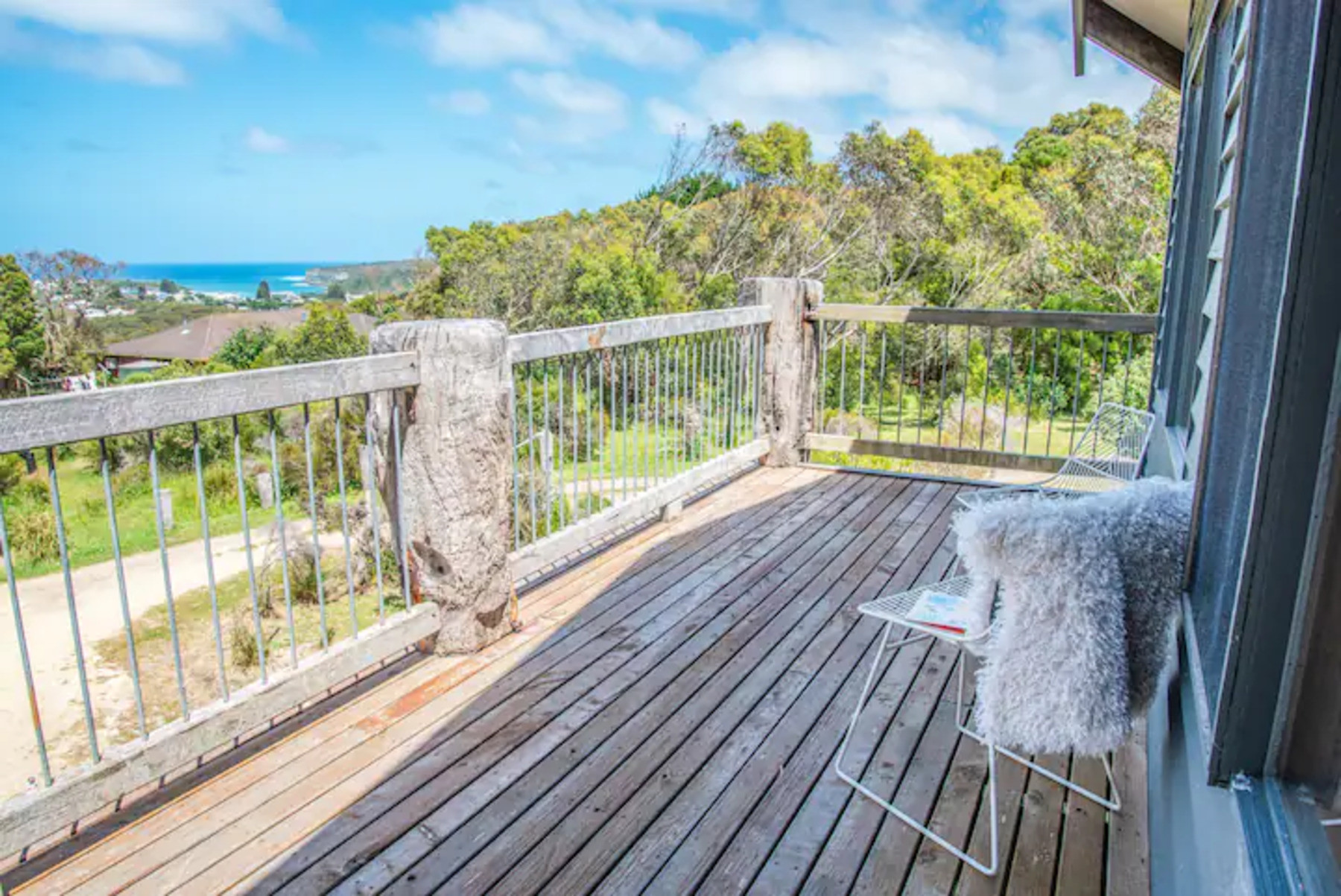 Search and Stay destination carousel image position 26