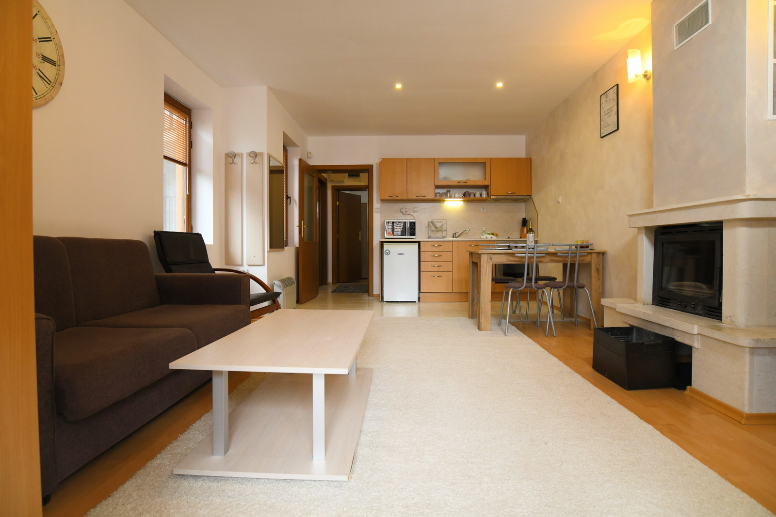 Search and Stay destination carousel image position 0