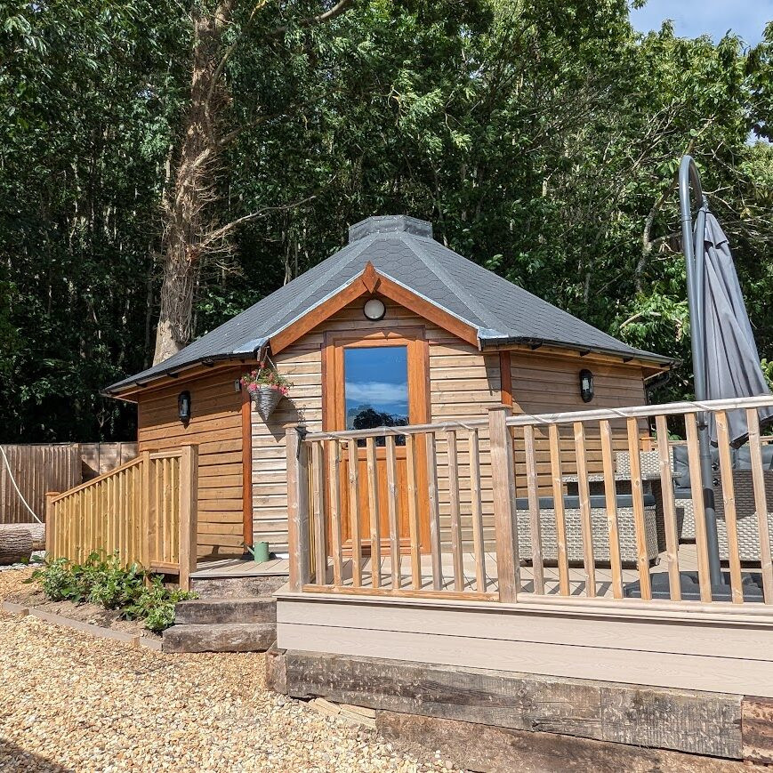 Search and Stay destination carousel image position 0