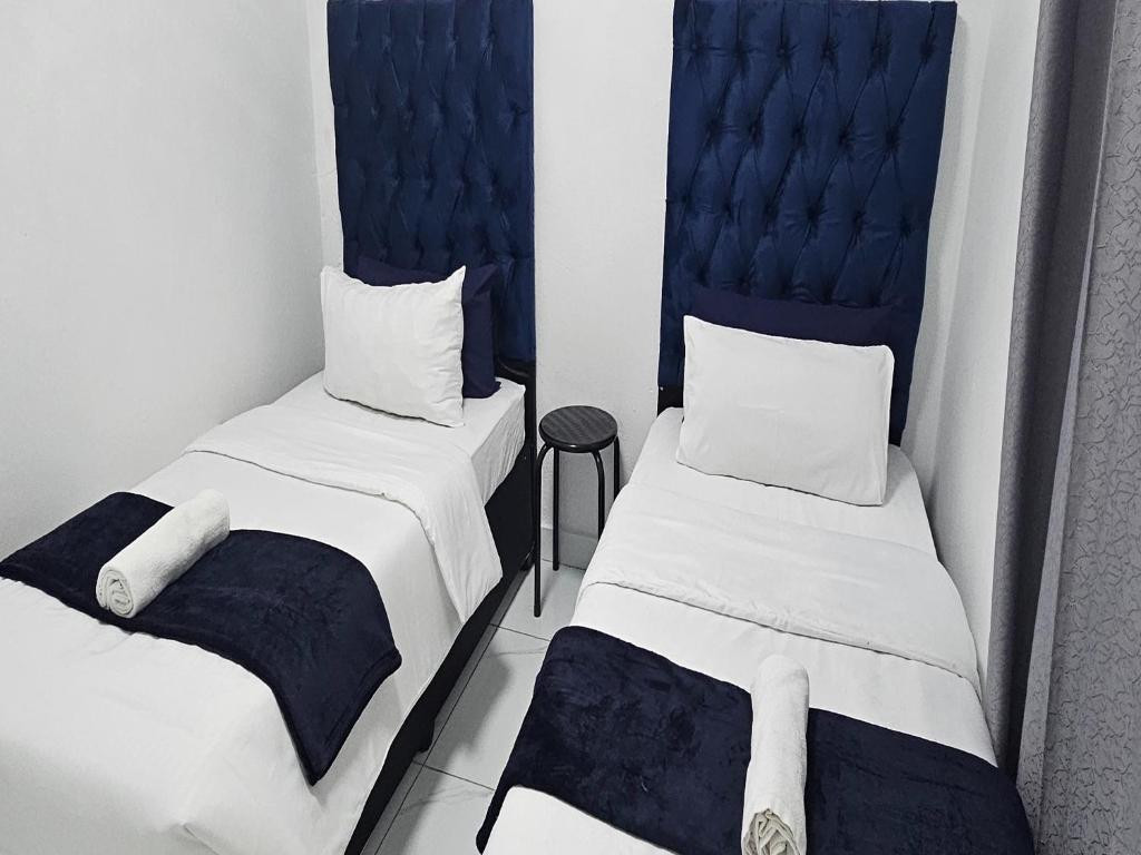 Search and Stay, undefined in undefined. Gallery position 1