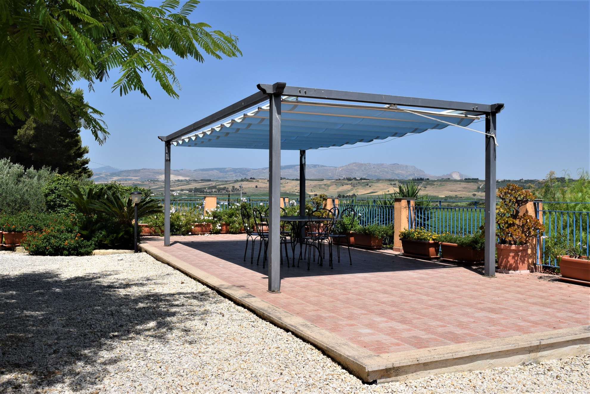 Search and Stay, undefined in undefined. Gallery position 2