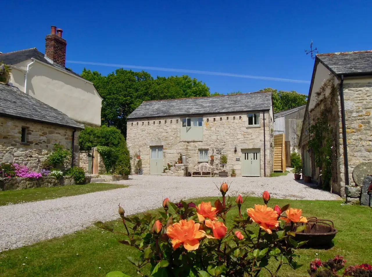 Search and Stay, undefined in undefined. Gallery position 1