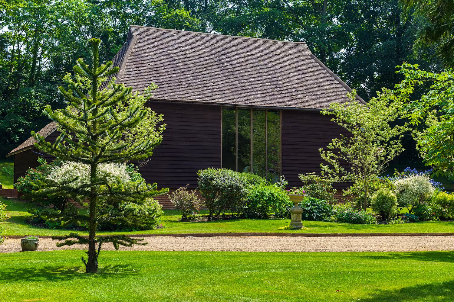 Search and Stay, undefined in undefined. Gallery position 4