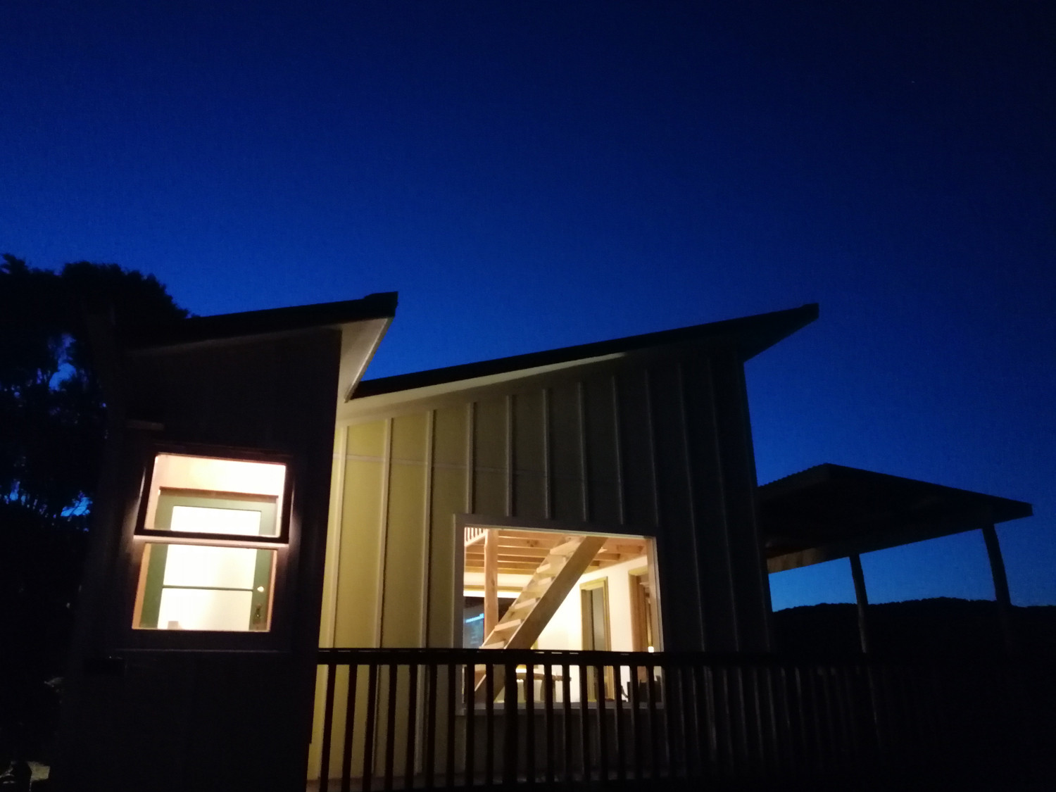 Search and Stay, undefined in undefined. Gallery position 1