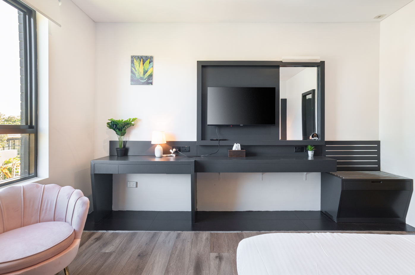 Search and Stay, undefined in undefined. Gallery position 4