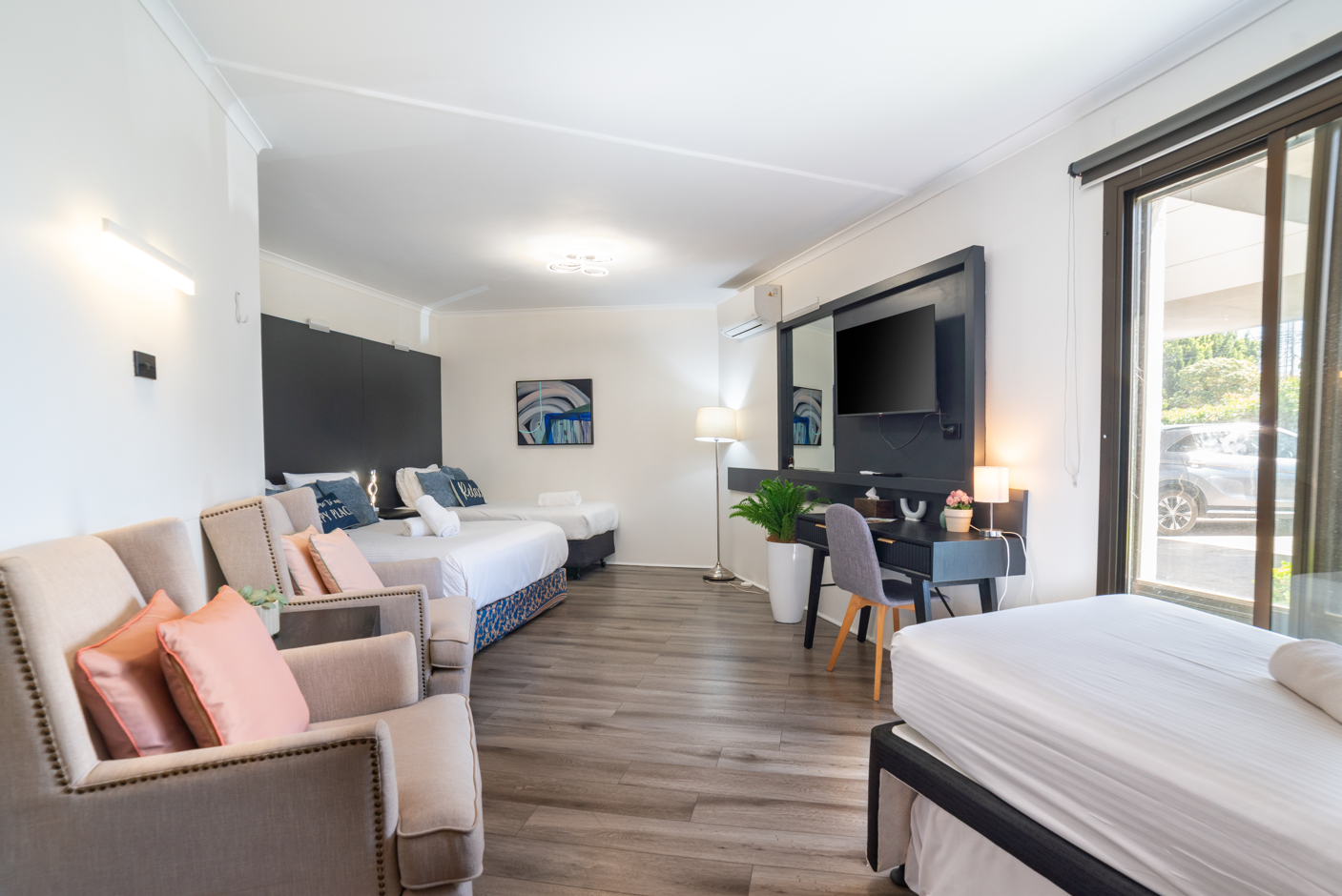 Search and Stay, undefined in undefined. Gallery position 1