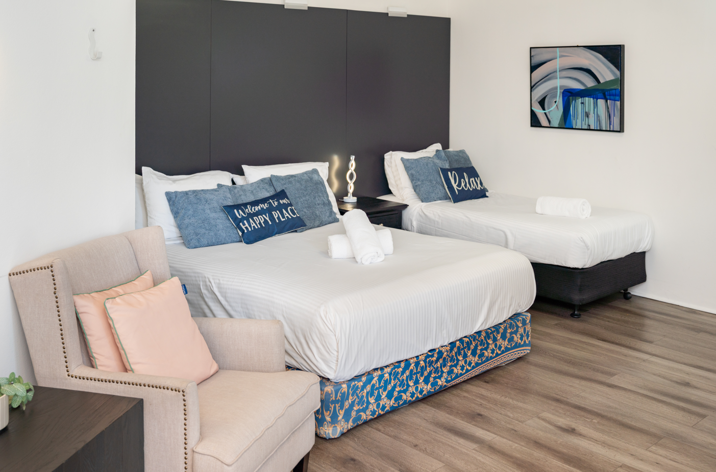 Search and Stay, undefined in undefined. Gallery position 4