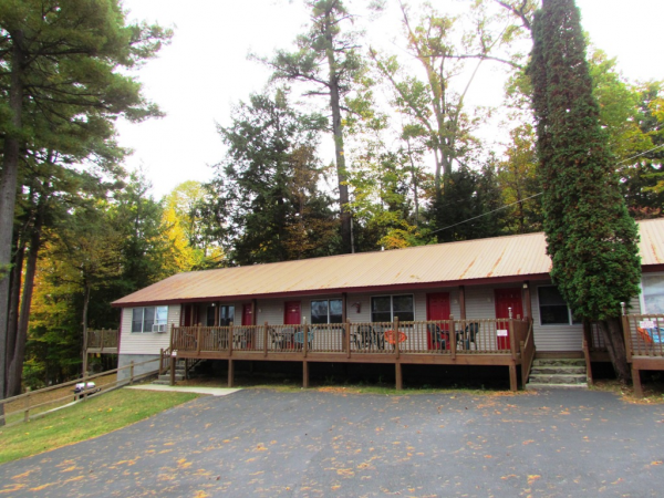 Search and Stay destination carousel image position 0