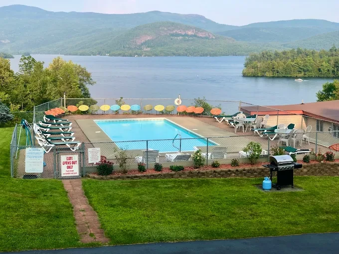 Search and Stay, undefined in undefined. Gallery position 4