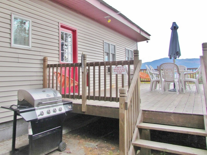 Search and Stay, undefined in undefined. Gallery position 4