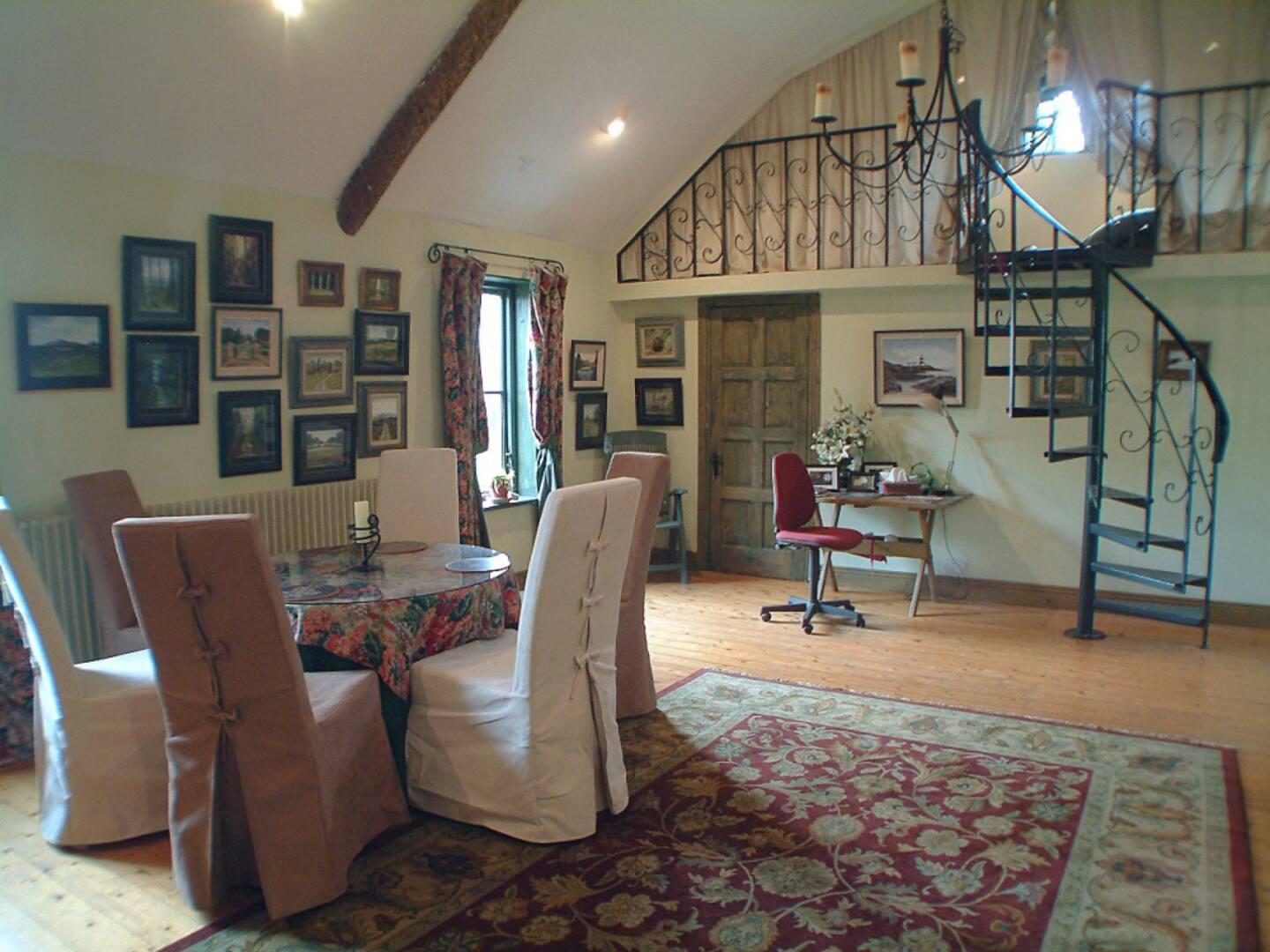 Search and Stay, undefined in undefined. Gallery position 4