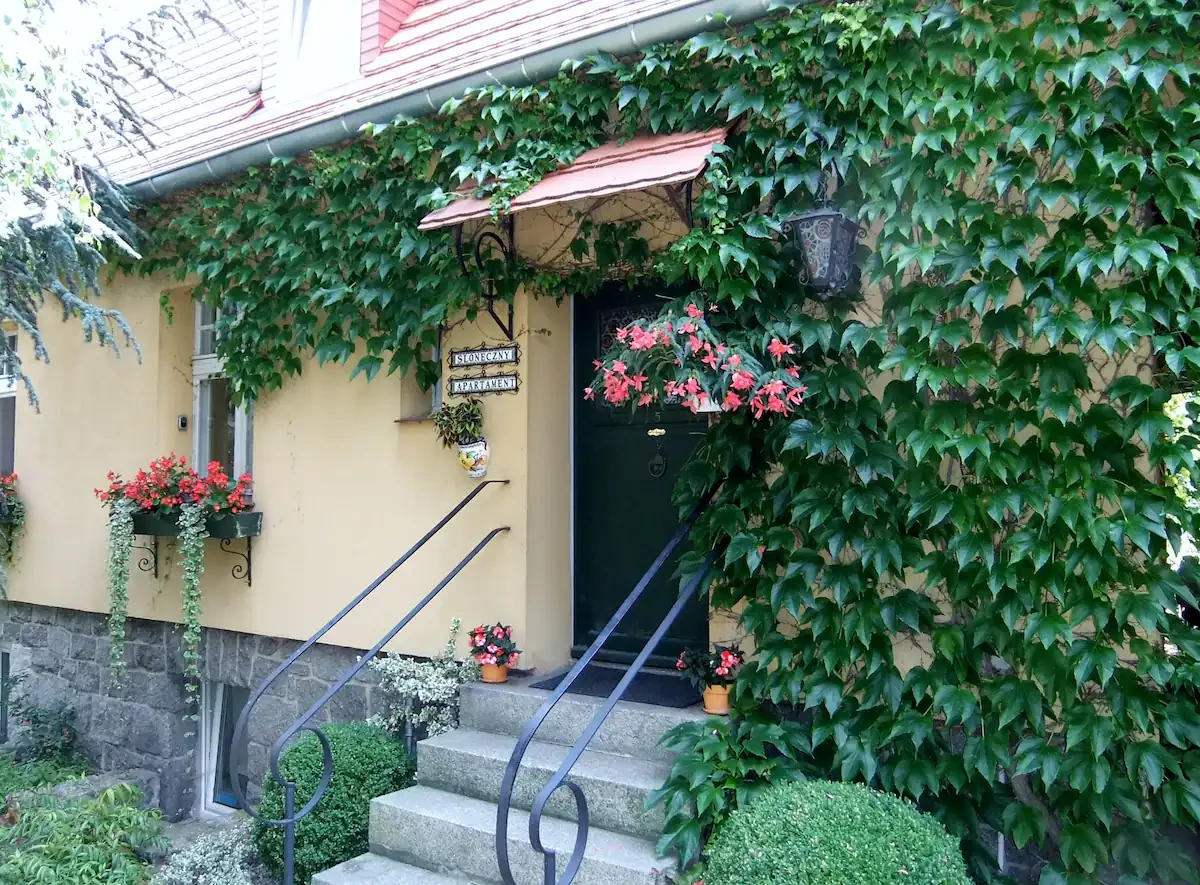 Search and Stay, undefined in undefined. Gallery position 0