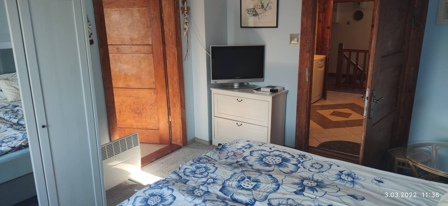 Search and Stay, undefined in undefined. Gallery position 4