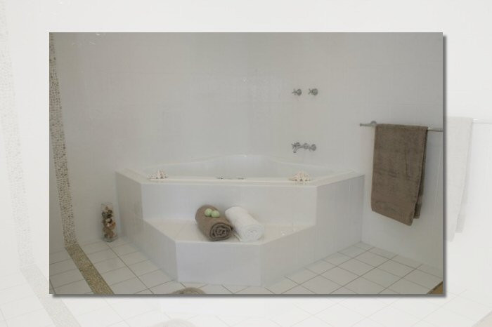 Search and Stay, undefined in undefined. Gallery position 4