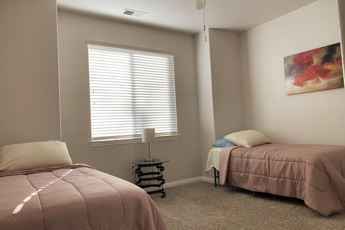 Search and Stay, undefined in undefined. Gallery position 4