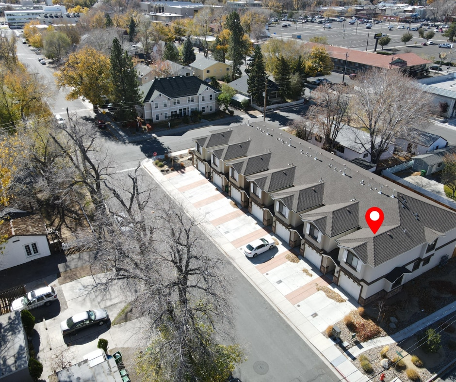 Search and Stay destination carousel image position 0