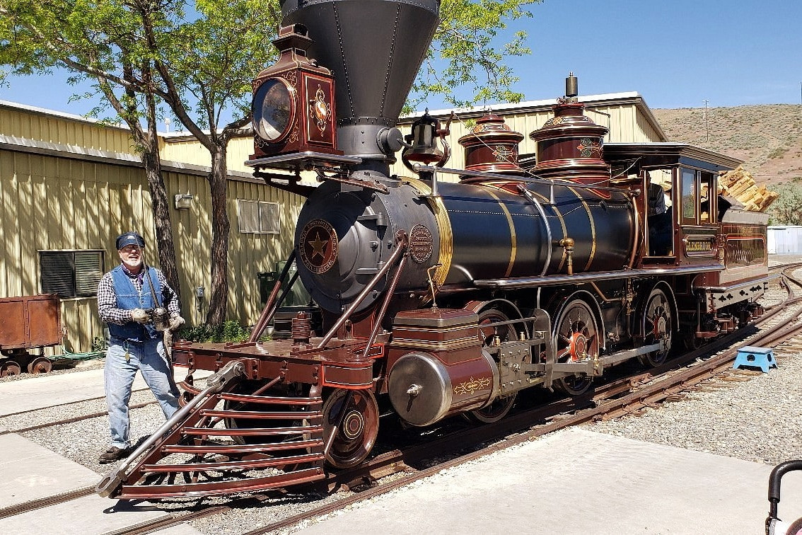 Search and Stay, undefined in undefined. Gallery position 3