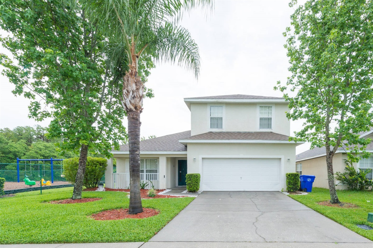 Search and Stay, undefined in undefined. Gallery position 1