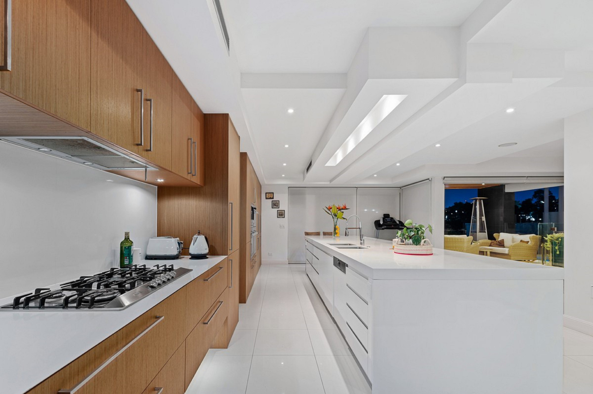 Search and Stay, undefined in undefined. Gallery position 1