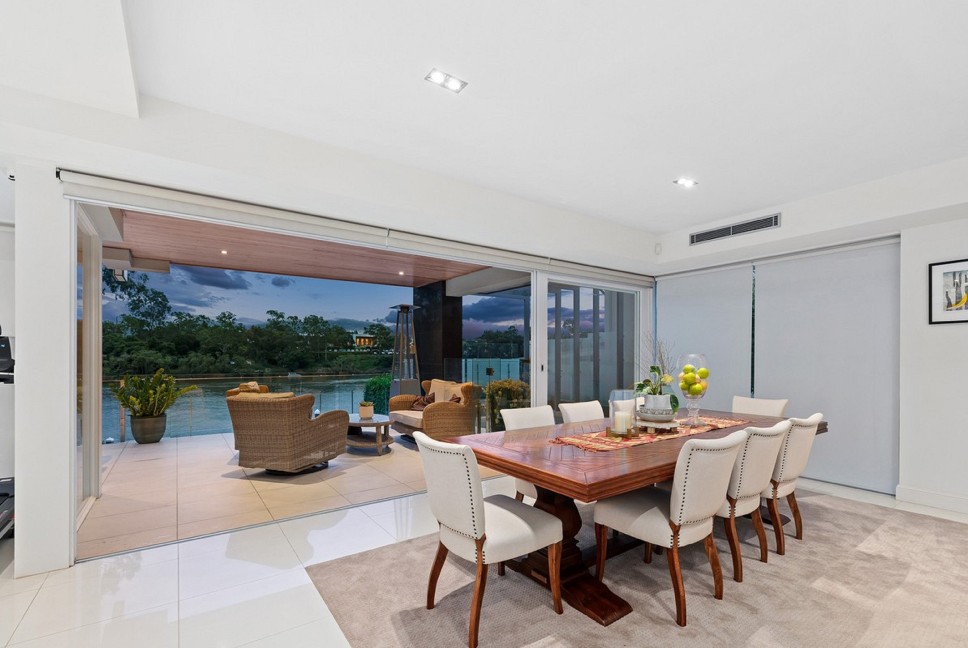 Search and Stay, undefined in undefined. Gallery position 3