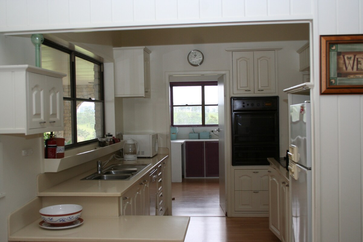 Search and Stay, undefined in undefined. Gallery position 4