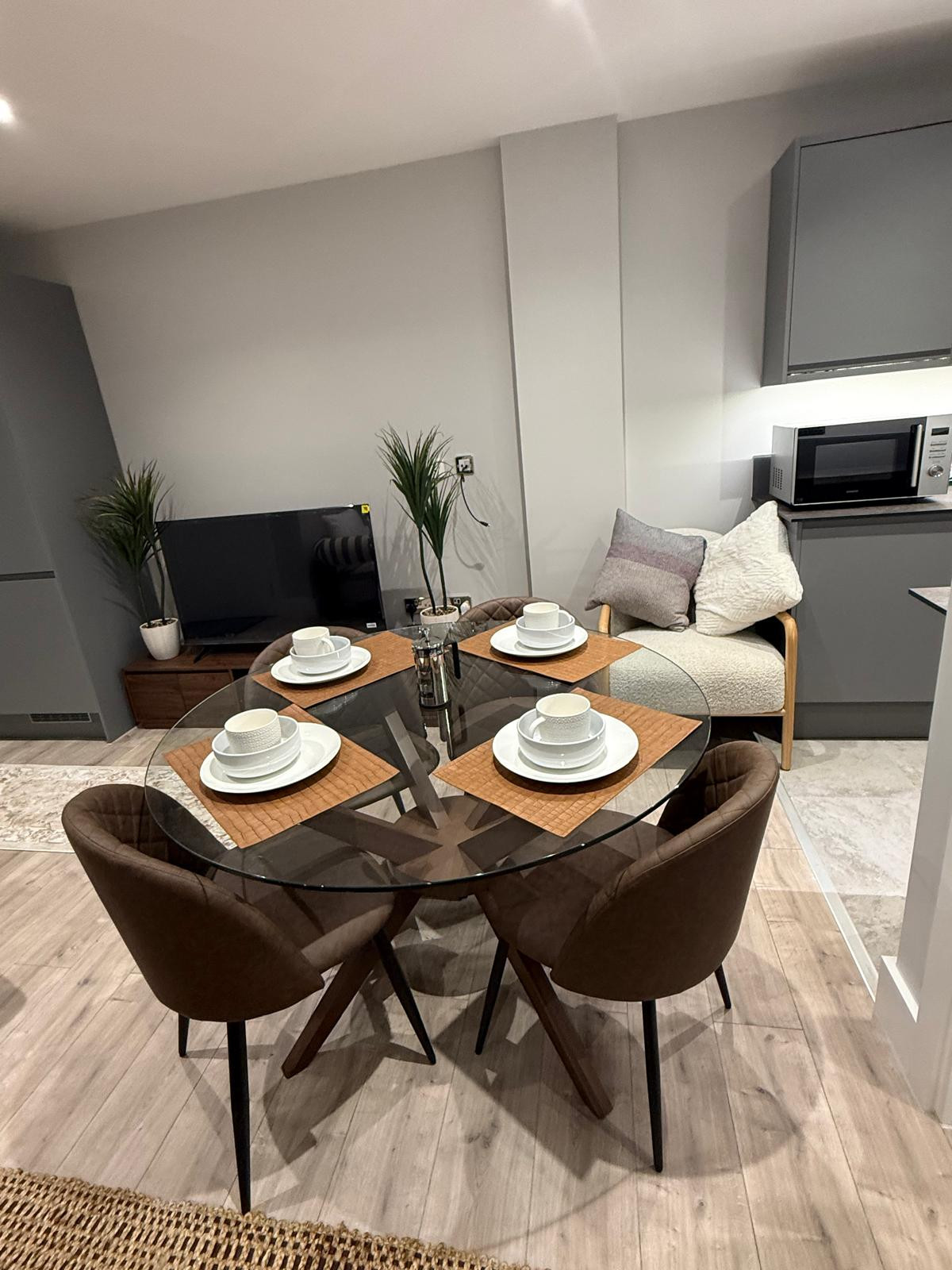 The EcoStay Apartment in 54 Jarrom Street LE2 - Property image 8 - VivreStays
