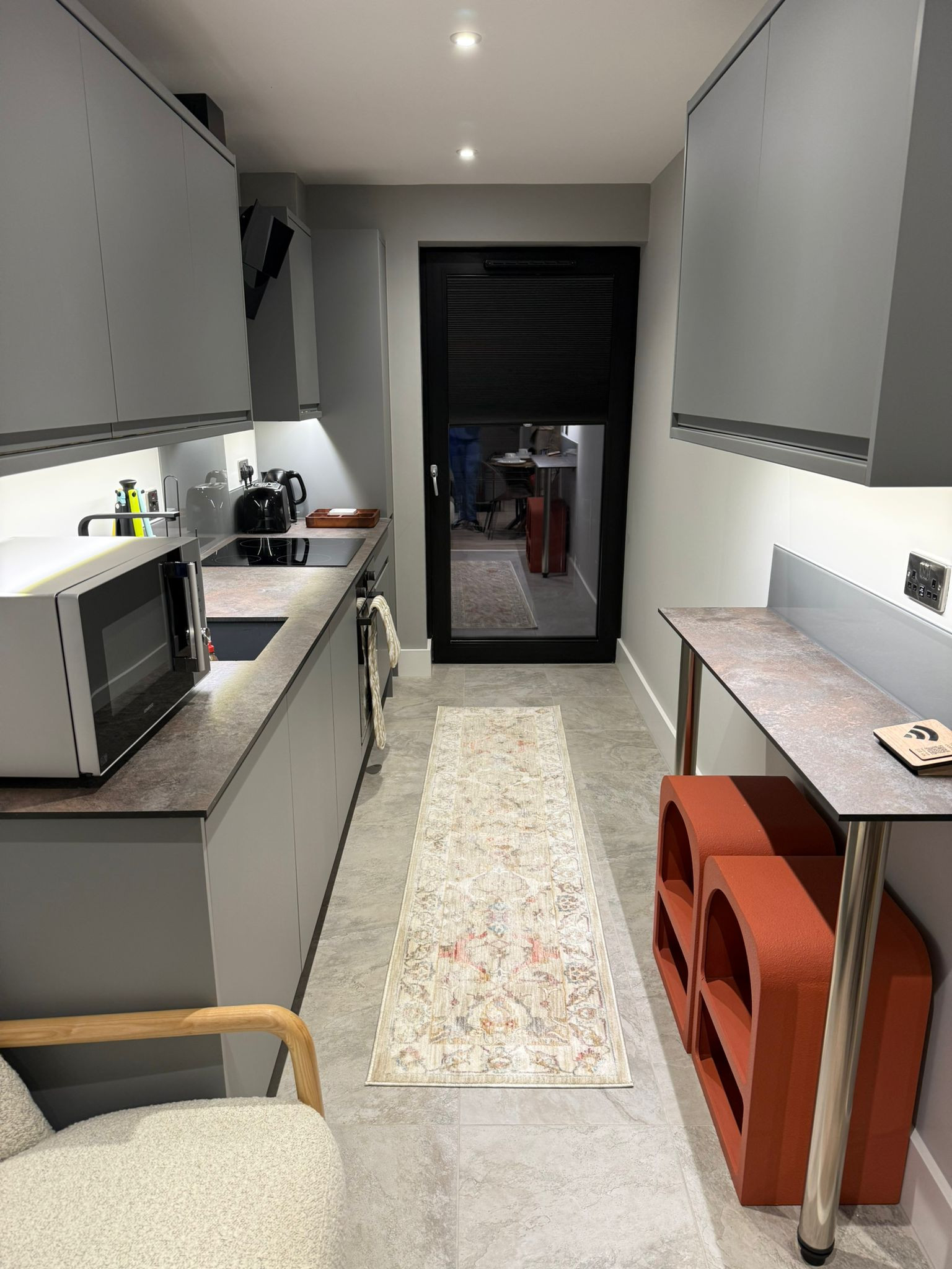 The EcoStay Apartment in 54 Jarrom Street LE2 - Property image 11 - VivreStays