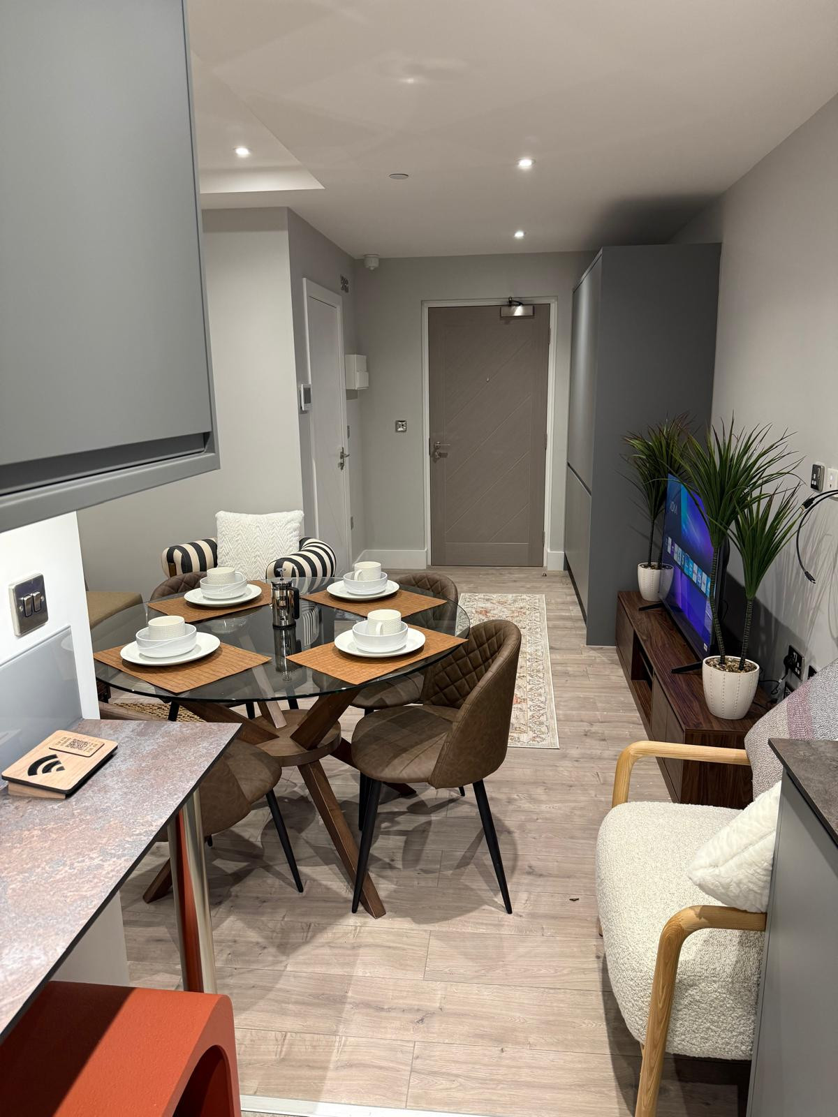 The EcoStay Apartment in 54 Jarrom Street LE2 - Property image 20 - VivreStays