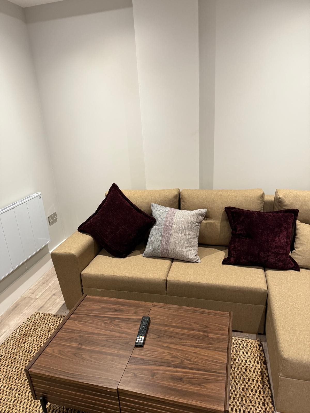 The EcoStay Apartment in 54 Jarrom Street LE2 - Property image 60 - VivreStays