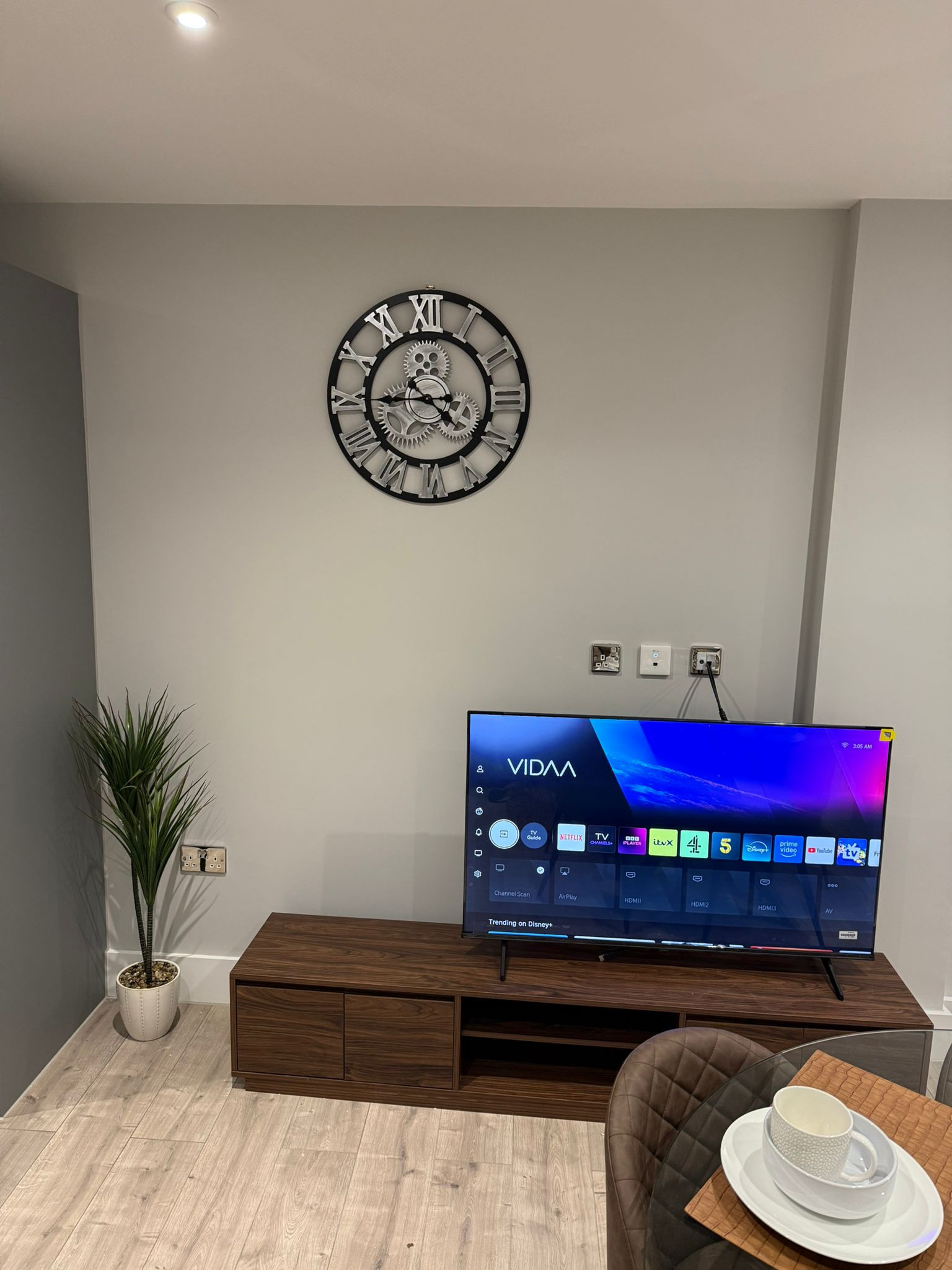 The EcoStay Apartment in 54 Jarrom Street LE2 - Property image 65 - VivreStays
