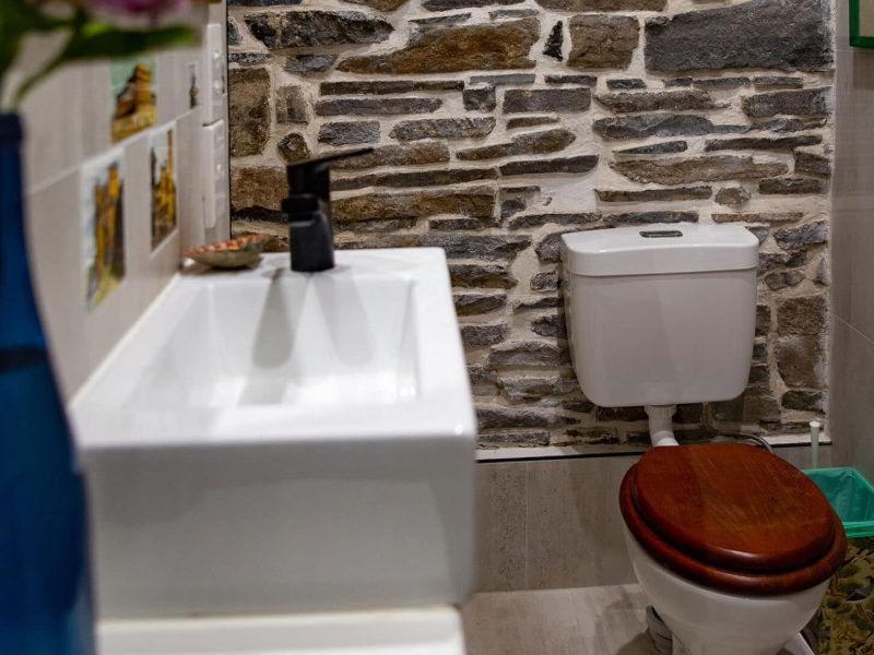 Search and Stay, undefined in undefined. Gallery position 1