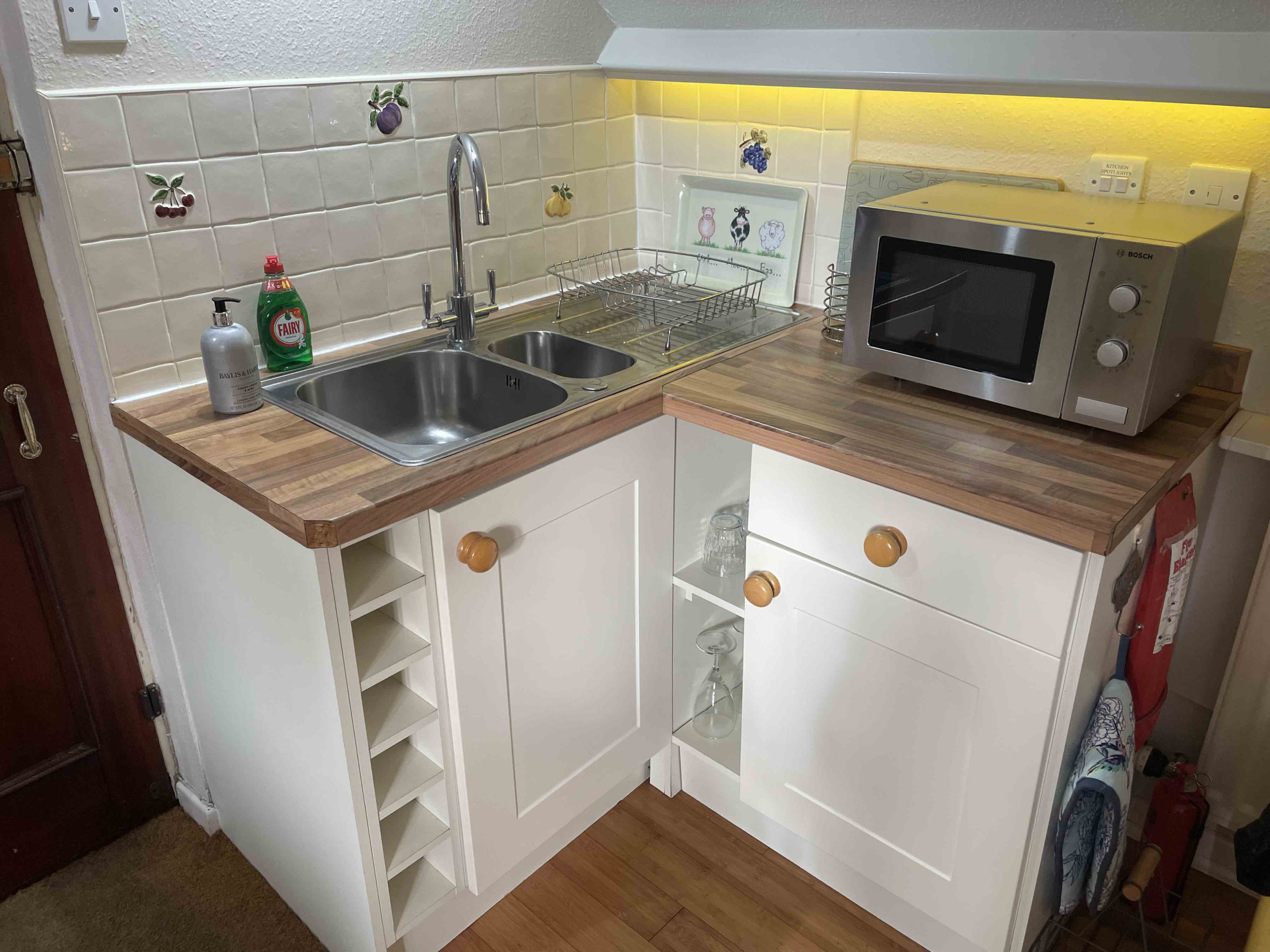 Search and Stay, undefined in undefined. Gallery position 3