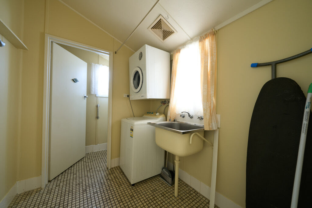 Search and Stay, undefined in undefined. Gallery position 3