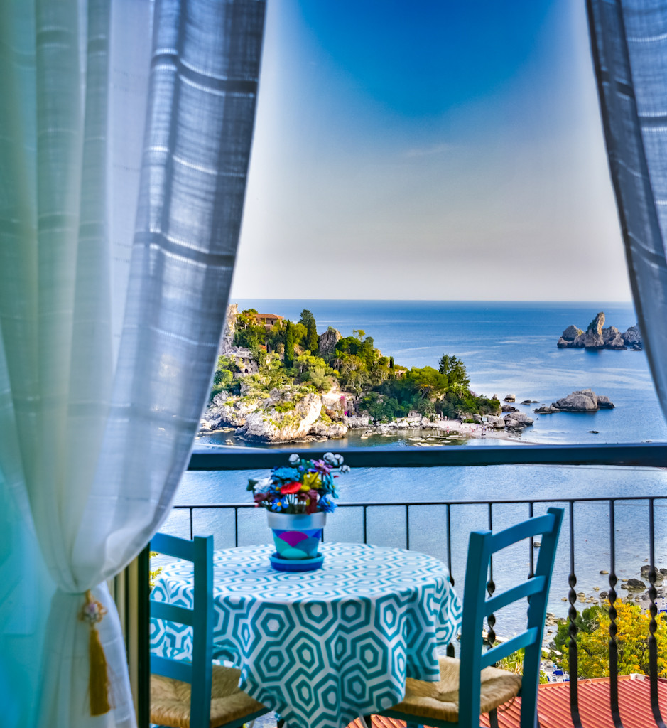 Search and Stay, undefined in undefined. Gallery position 1