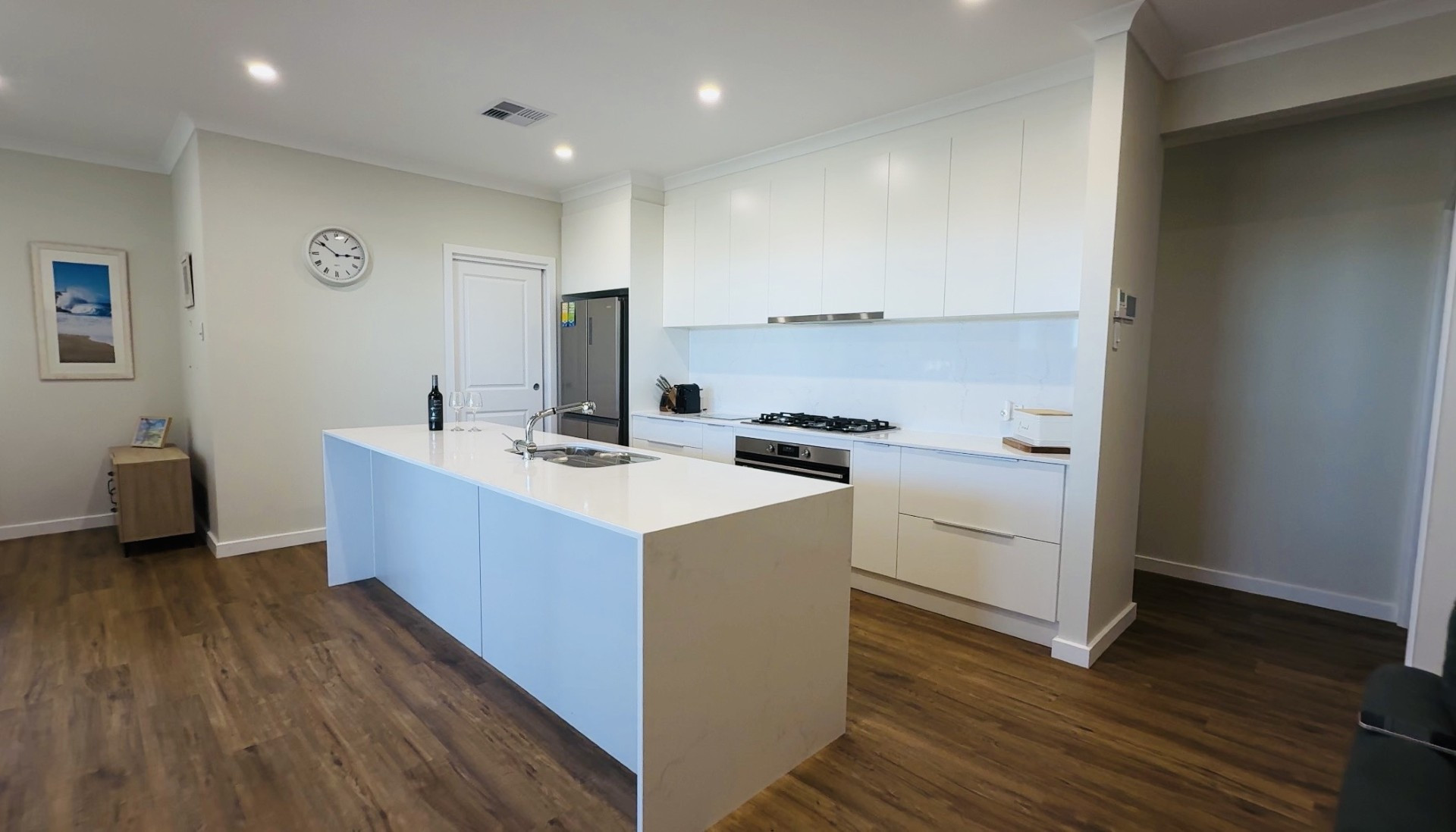 Search and Stay, undefined in undefined. Gallery position 3