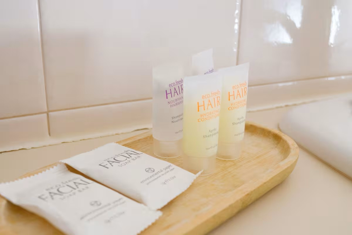 Search and Stay, undefined in undefined. Gallery position 4