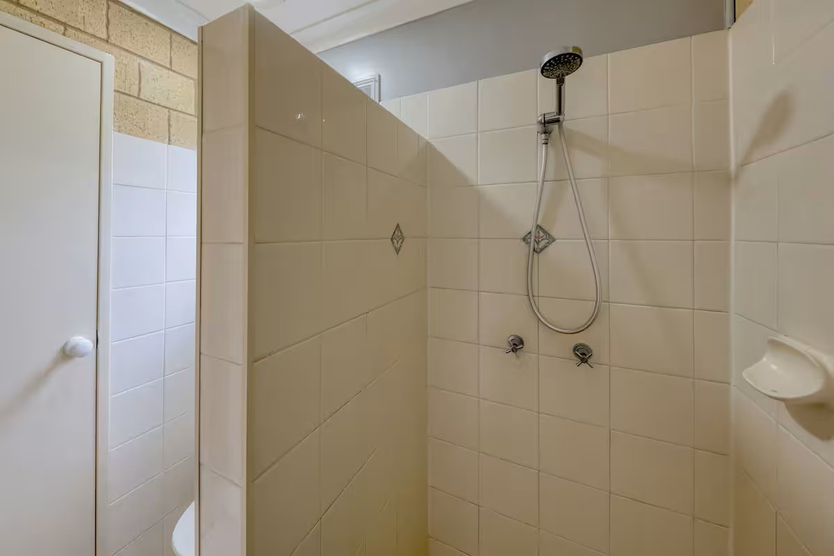 Search and Stay, undefined in undefined. Gallery position 3