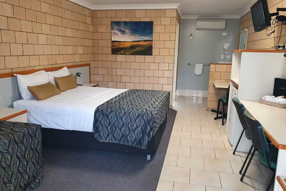 Search and Stay, undefined in undefined. Gallery position 2