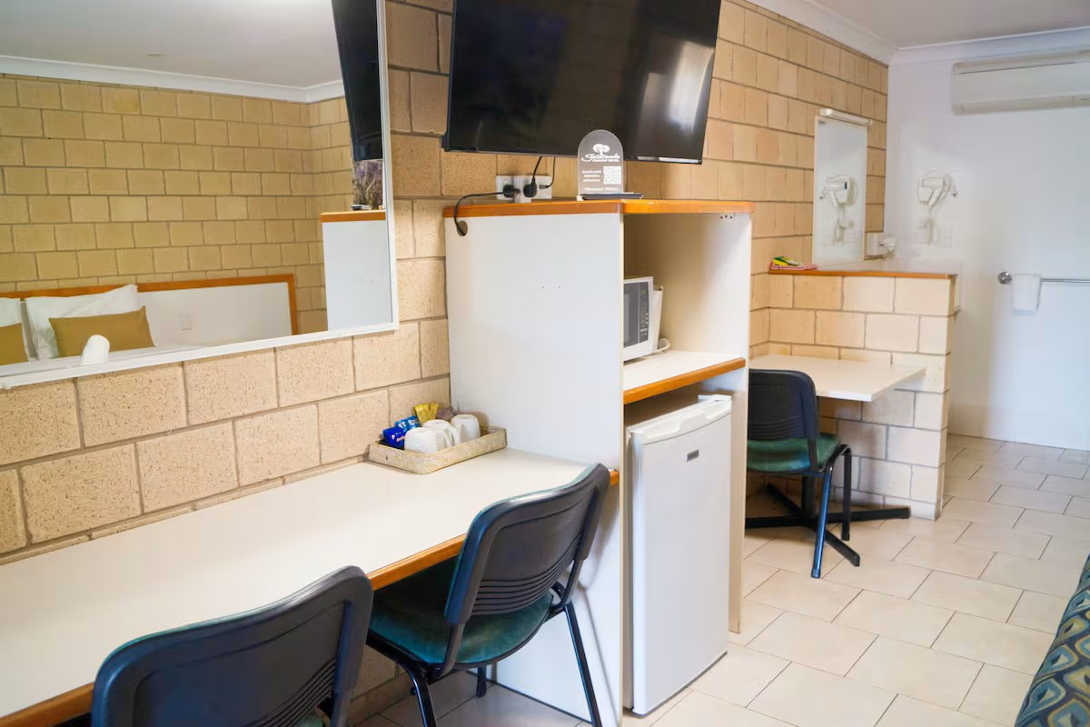 Search and Stay, undefined in undefined. Gallery position 2