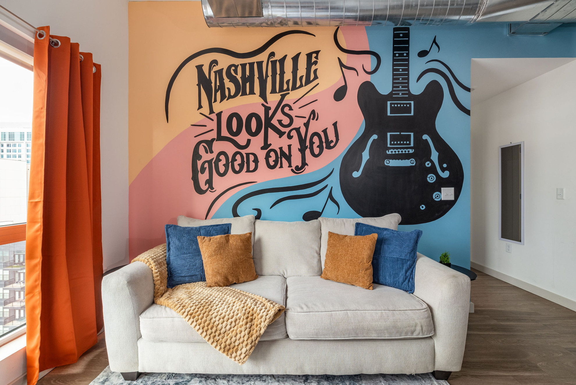 Search and Stay destination carousel image position 0