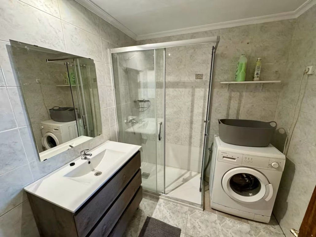 Valencia Long Stay Attic