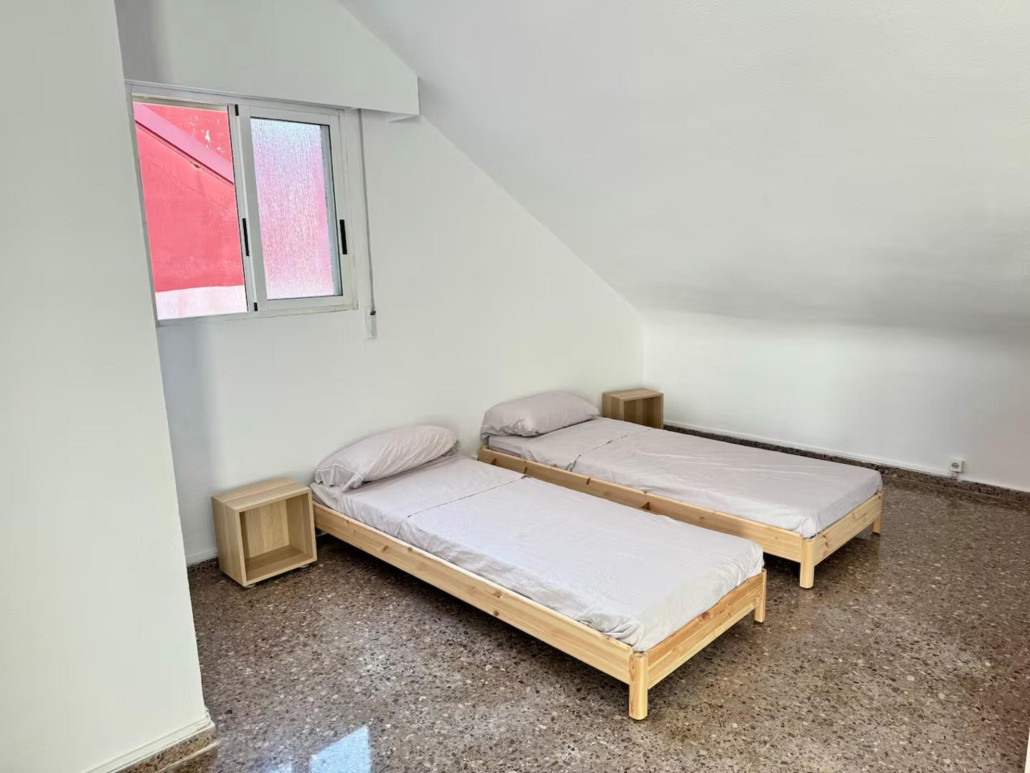 Valencia Long Stay Attic