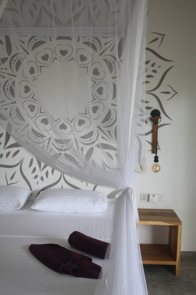 Search and Stay, undefined in undefined. Gallery position 1