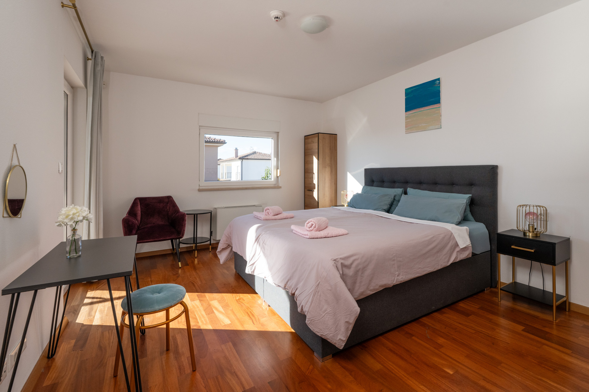 Search and Stay, undefined in undefined. Gallery position 3